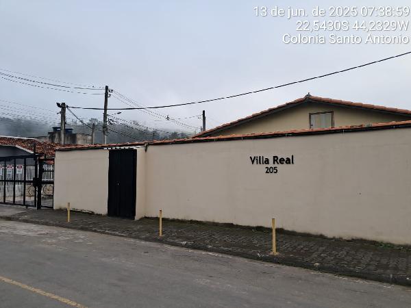 Casa em Barra Mansa, Colonia Santo Antonio, Rua Said Calil, N. 205, Casa 51, Lt A-2, RJ. Área: 48.8m2