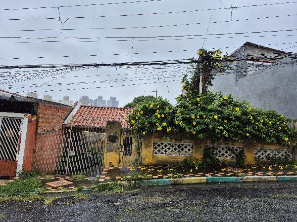 Casa em São Paulo, Vila Penteado, Rua Dos Navegantes, N. 27, Glb 11, SP. Área: 72m2