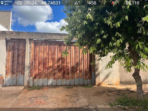 Casa em Bariri, Jardim Brasil 500, R Luiz Piton, N. 173, SP. Área: 65.5m2