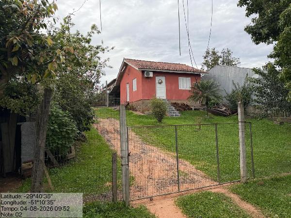 Casa em Novo Hamburgo, Boa Saude, Avenida Carlos Armando Koch, N. 508, Lt 12 Qd 1905b, RS. Área: 36.12m2