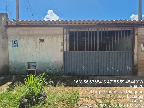 Casa em Luziânia, Parque Industrial Mingone, Qd 215, N. Sn, Cs 01 Lt C, GO. Área: 56.32m2