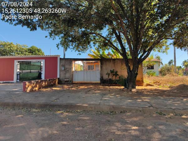Casa em Padre Bernardo, Lot Vila Divineia, Rua 02, N. S/N, Lote 19 Quadra 8 Setor A, GO. Área: 57.72m2