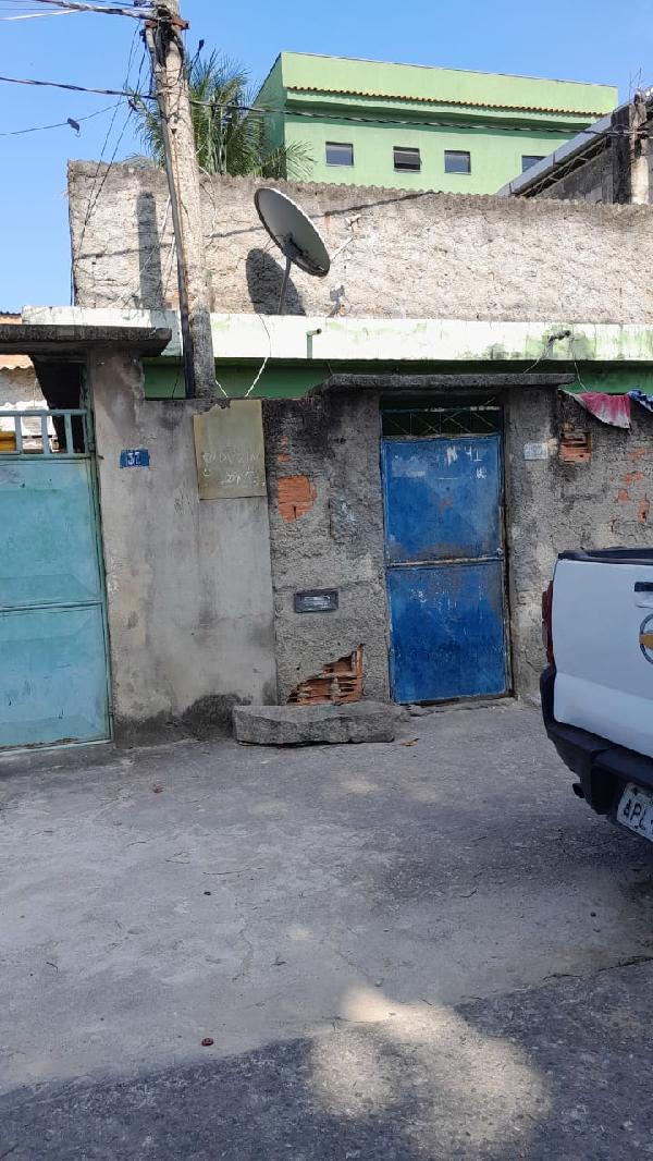 Casa em Nova Iguaçu, Jardim Palmares, Rua Gilberto Regis, N. 41, Lt 19, Qd B, RJ. Área: 44.8m2