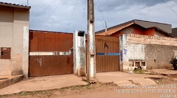 Casa em Luziânia, Parque Estrela Dalva Ix, Quadra 292, N. Sn, Cs 04 Lt 06, GO. Área: 59.66m2