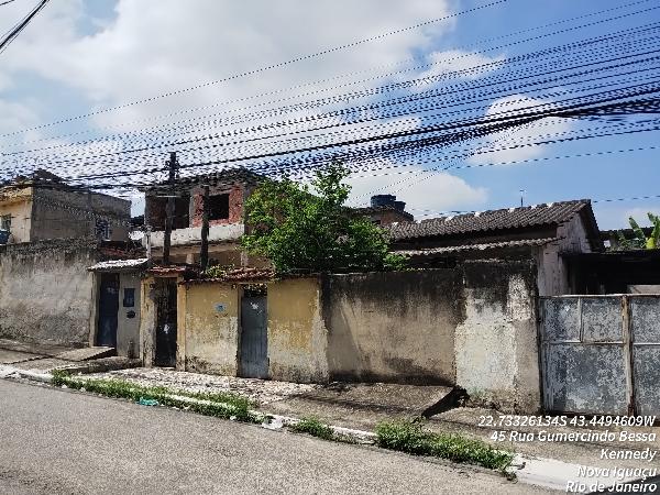 Casa em Nova Iguaçu, Kennedy, Rua Gumercindo Bessa, N. 31, Lt 12 Qd B, RJ. Área: 100.85m2