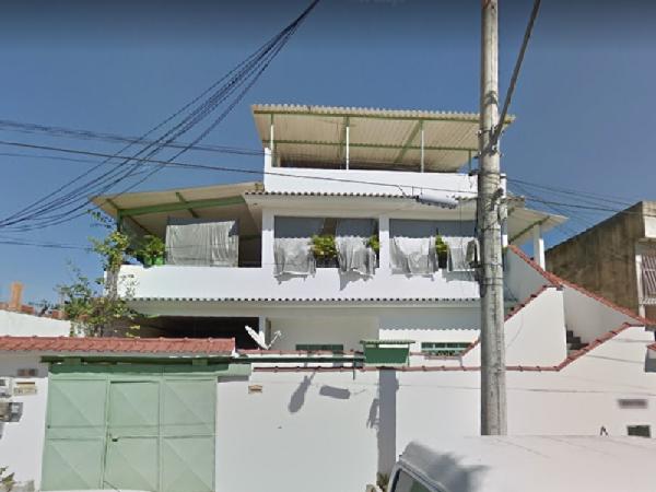 Casa em São Gonçalo, 1 Distrito Deste Mun, Rua Santos Saraiva, N. 51, Cs 02, RJ. Área: 62m2