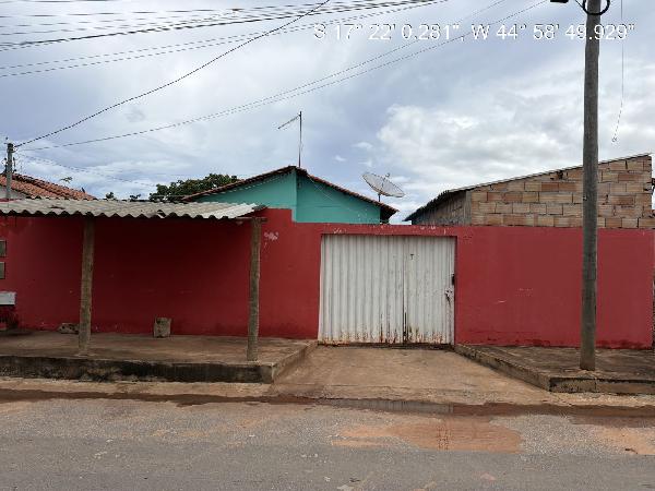 Casa em Buritizeiro, Alto Sao Francisco, Rua Osvaldo Machado, N. 1201, Lt 13 Qd 33, MG. Área: 55m2