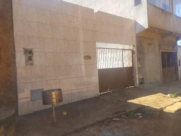 Casa em Luziânia, Parque Estrela Dalva Ix, Quadra 225, N. Sn, Cs 01 Lt 13 R 159, GO. Área: 57.1m2