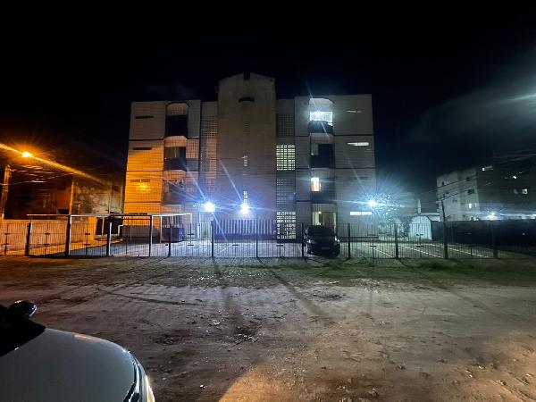 Apartamento em Olinda, Jardim Atlôntico, Avenida Regina Lacerda, N. 362, Apto 102, Qd 25 Lt 12, PE. Área: 47.27m2