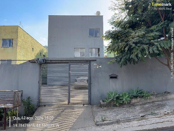 Apartamento em Esmeraldas, Sao Pedro, Rua Machado De Assis, N. 794, Apto 02, Lt 12 Qd 29, MG. Área: 46.93m2