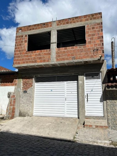 Casa em Caruaru, Rendeiras, R Projetada R-22, N. 96, Lot Parque Cedro, Lt-26, Qd-Q, PE. Área: 55.35m2