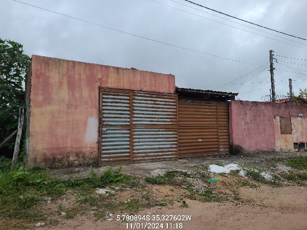 Casa em São Gonçalo do Amarante, Santa Terezinha, Rua Maria Inacio Aguiar, N. 243, Cs 03, Lt 03, Qd 17, RN. Área: 60.85m2