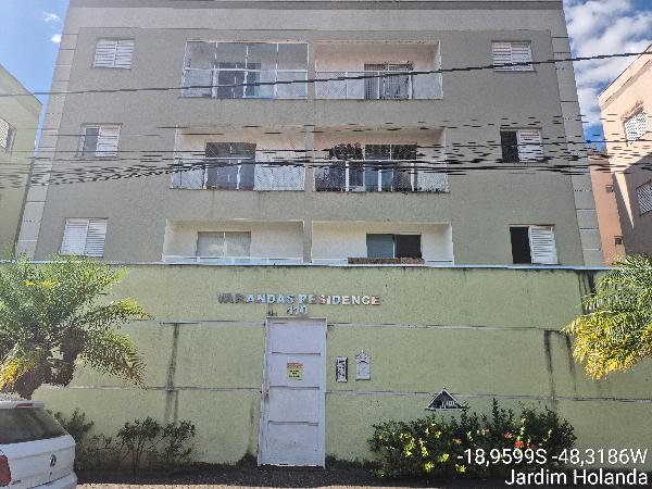 Apartamento em Uberlândia, Jardim Holanda, Alameda Nicolau De Oliveira Campos, N. 110, Apto 101, Box 01, MG. Área: 49.74m2