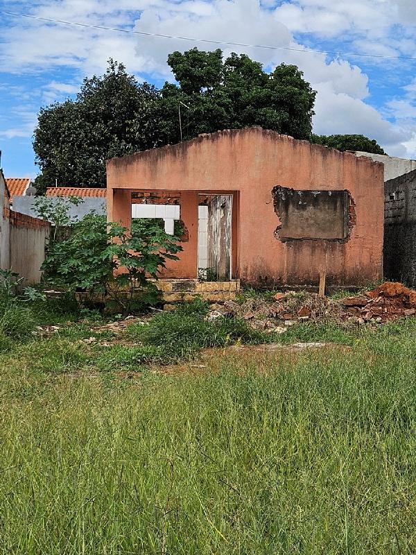 Casa em Águas Lindas de Goiás, Mansoes Odisseia, Quadra 16b, N. Sn, Lt 16c Ar26, GO. Área: 69.39m2