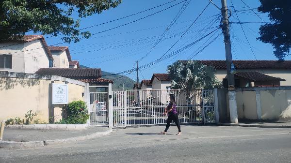 Apartamento em Nova Iguaçu, Jardim Guandu, Estrada Humaita, N. 5769, Apto 202, ., RJ. Área: 46.64m2