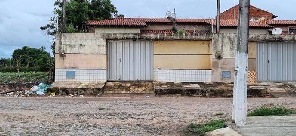 Casa em Cascavel, Mata-quiri, Rua 12, N. 667,, CE. Área: 89m2