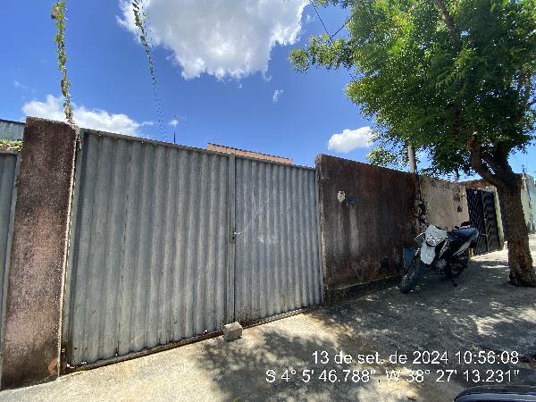 Casa em Horizonte, Vertente, Avenida Marina Ferreira De Almeida, N. 5043, Cs A, CE. Área: 53.14m2
