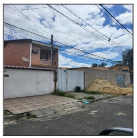 Casa em Nova Iguaçu, Jardim Nova Era, Rua Sheila Biondino, N. 540, Qd 33 Lt 13, RJ. Área: 35.4m2