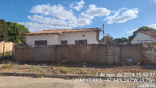Casa em Luziânia, Jardim Sion, Quadra 02, N. Sn, Cs 01 Lt 18 R Prof Baltazar Dos Reis, GO. Área: 60.68m2