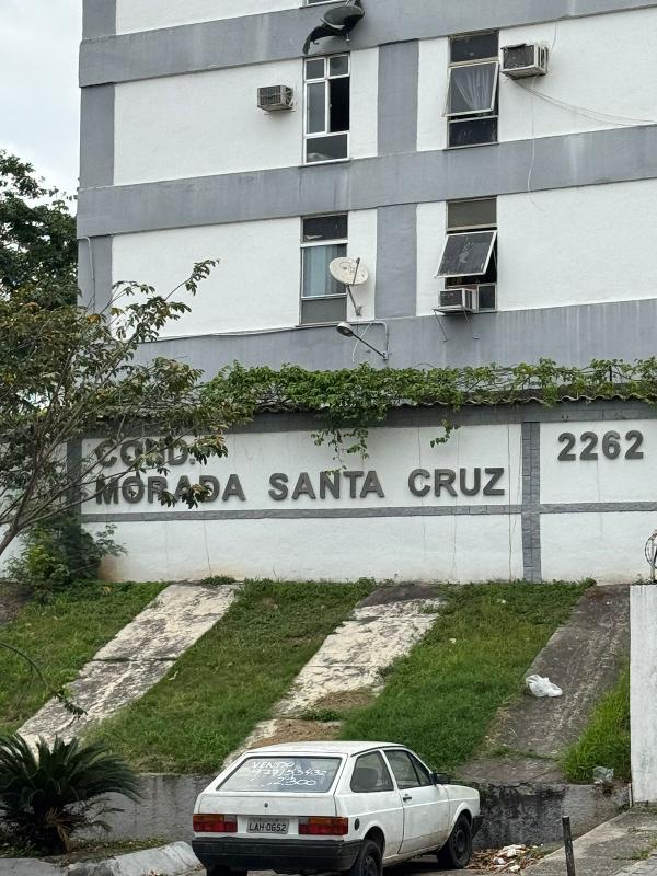 Apartamento em Rio de Janeiro, Santa Cruz, Rua Felipe Cardoso, N. 2262, Apto 502, Bl 03, RJ. Área: 49m2