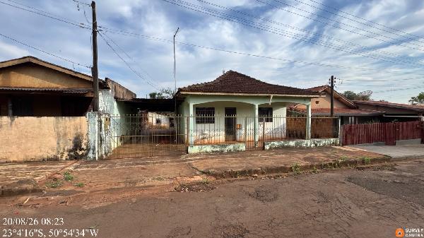Casa em Rancho Alegre, Centro, Rua Acre, N. 41, Qd 16 Lt 15, PR. Área: 84m2