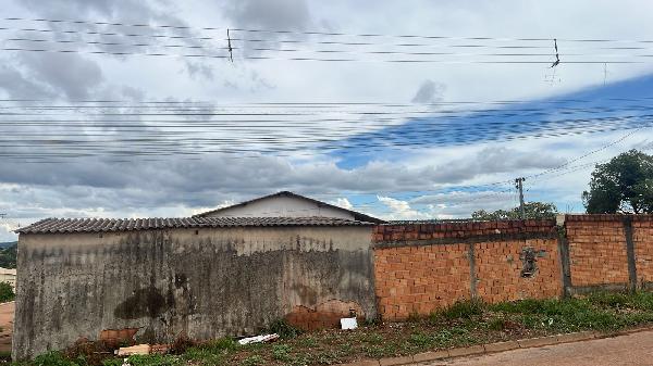 Casa em Santo Antônio do Descoberto, Jardim Ana Beatriz Ii, Quadra 62, N. Sn, Lt 18a Rua 24, GO. Área: 61.8m2