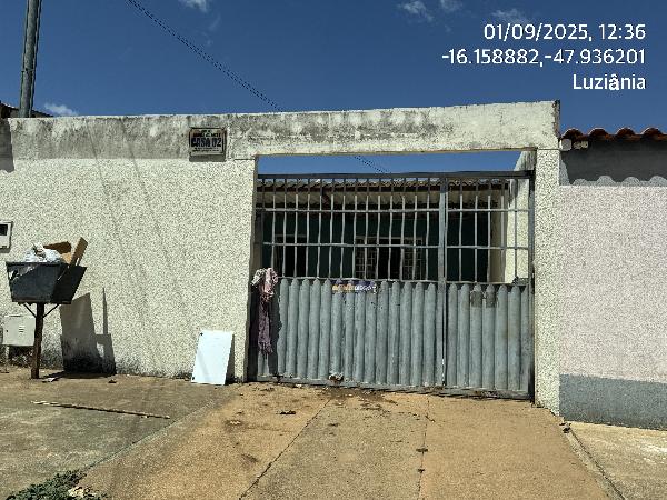 Casa em Luziânia, Parque Industrial Mingone, Quadra 43, N. S/N, Cs 02 Vg 02 Lt E Rua 03, GO. Área: 62.13m2
