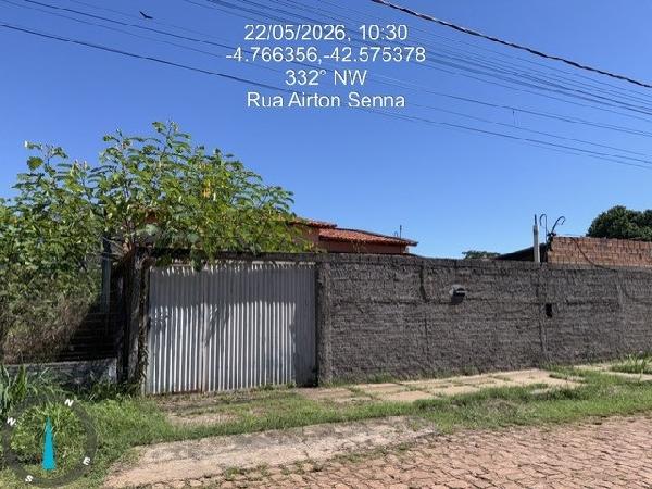 Casa em José de Freitas, Centro, Rua Airton Sena, N. 778,, PI. Área: 147.95m2