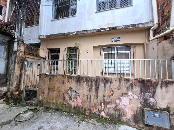 Casa em Salvador, Liberdade, Rua Francelino De Andrade, N. 2, Predio 2, BA. Área: 30m2
