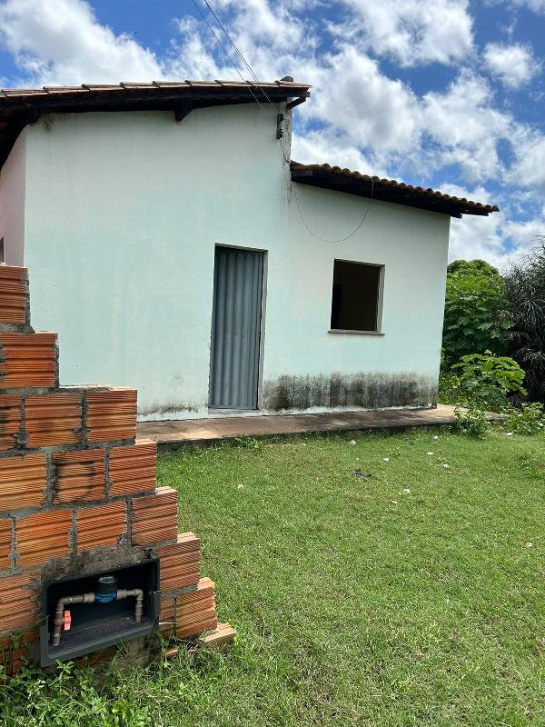 Casa em Piracuruca, Baixo Da Ema, Rua Projetada Jose Nilton Escorcio De Resende Filh, N. 20, PI. Área: 54m2