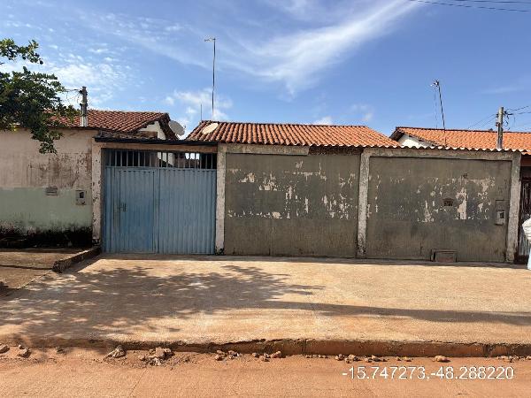 Casa em Águas Lindas de Goiás, Parque Da Barragem Setor 12, Quadra 84 Conjunto A Rua 34a, N. Sn, Lt 04s St 12 Lot Pq Da Barragem, GO. Área: 73.8m2