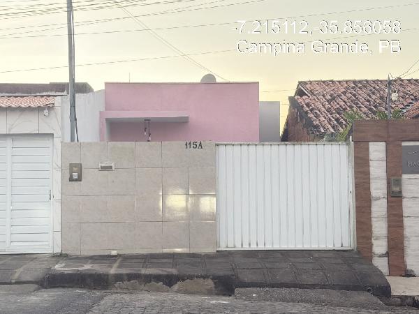 Casa em Campina Grande, Nova Brasilia, Rua Jose De Almeida Torreao, N. 115-A, Lt 12 Qd E, PB. Área: 63m2