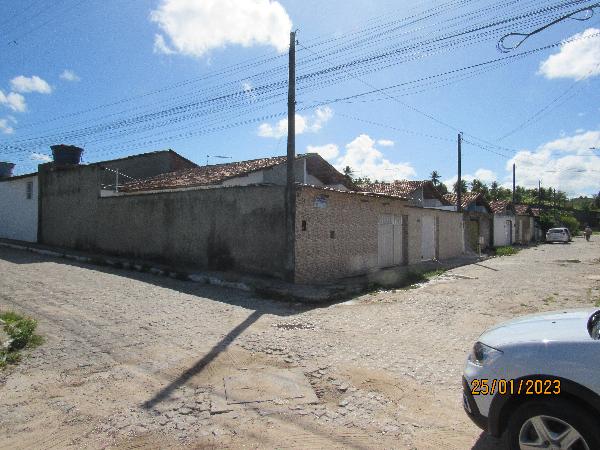 Casa em Igarassu, Agamenon Magalhòes, Avenida Jamaica, N. Sn, Casa 16, Qd Q-4, PE. Área: 50.55m2