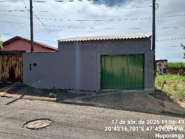 Casa em Nuporanga, Jardim Brasilia, Rua Joao Sabaini, N. 83, Lt 05 Qd 07, SP. Área: 52.32m2