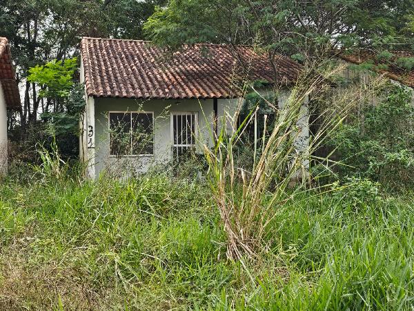 Casa em Araruama, Centro (sao Vicente), Estrada Rj-138, N. Sn, Apto 31, Cs 31, Estrada De SÃO Vicente, RJ. Área: 58.46m2