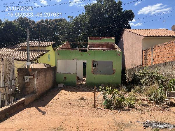 Casa em Santo Antônio do Descoberto, Parque Estrela Dalva Xii, Quadra 19, N. Sn, Lt 11b Rua Thereza Dutra, GO. Área: 55.47m2