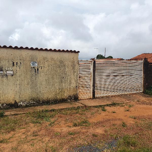 Casa em Águas Lindas de Goiás, Parque Da Barragem Setor 11, Setor 11 Cj-B Qd-95 Lote 18, N. 01, Res Rosa Do Cerrado, GO. Área: 62.74m2