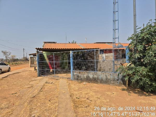 Casa em Luziânia, Jardim Bandeirante, Quadra 87, N. Sn, Casa 01 Lt 13 Qd 87, GO. Área: 57m2