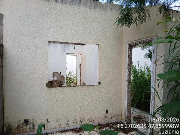 Casa em Luziânia, Jardim Bandeirante, Quadra 1, N. Sn, Cs 01 Rua 08 Lt 10, GO. Área: 57m2