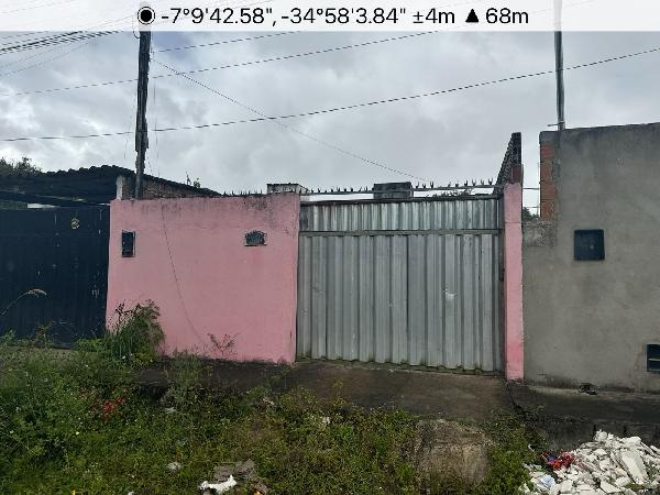 Casa em Santa Rita, Santa Rita, Rua Maria Helena Alves, N. 540b, Lt 43-B, Qd  5-C, PB. Área: 63.39m2