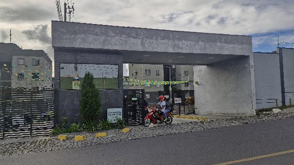 Apartamento em Feira de Santana, Pedra Do Descanso, Avenida Rubens Carvalho, N. 500, Apto 304, Bl 12, BA. Área: 41.65m2