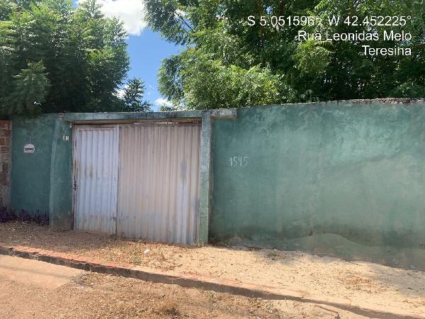 Casa em Altos, Santo Antonio, Rua Leonidas Melo, N. 1595,, PI. Área: 64.16m2