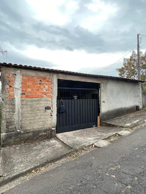 Casa em Águas de Lindóia, Parque Das Fontes, Rua Campos Do Jordao, N. 180,, SP. Área: 52.89m2