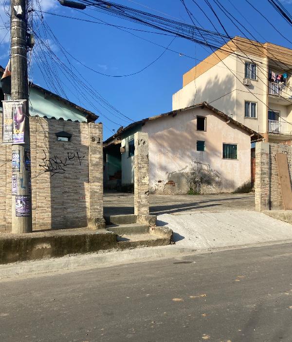 Casa em São Gonçalo, Vista Alegre, Rua Joaquim Lavoura, N. 901, Casa 11, RJ. Área: 49.36m2