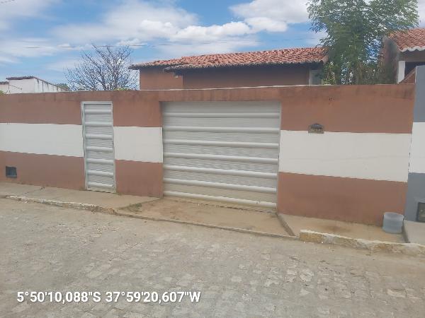 Casa em Itaú, Centro, Rua Raimundo Fernandes, N. 581,, RN. Área: 87.65m2