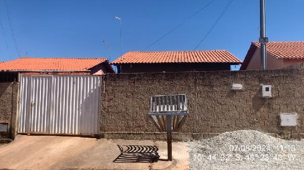 Casa em Cocalzinho de Goiás, Itamar Nobrega Iii, Rua 16, N. Sn, Lt 38, Qd 18, GO. Área: 47.5m2