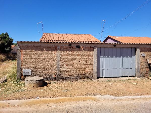 Casa em Cocalzinho de Goiás, Lot Girassol Residen, Rua Iv, N. Sn, Lt 16, Qd 24, GO. Área: 47.5m2