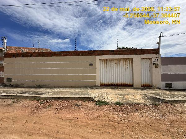 Casa em Mossoró, Itapetinga, Rua Currais Novos, N. 221, Lt 03 Qd 09, RN. Área: 59.84m2