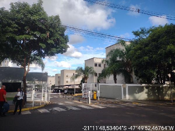 Apartamento em Ribeirão Preto, Vila Virginia, Rua Paulo De Frontim, N. 2005, Apto 12, Bl C Tr 5 Pav 2, SP. Área: 42.96m2