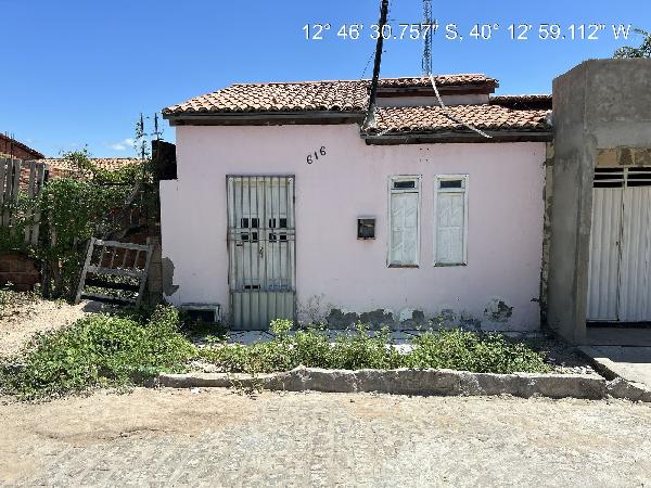 Casa em Iaçu, Do Monte, Rua JoÃO Santana, N. 616,, BA. Área: 46.46m2